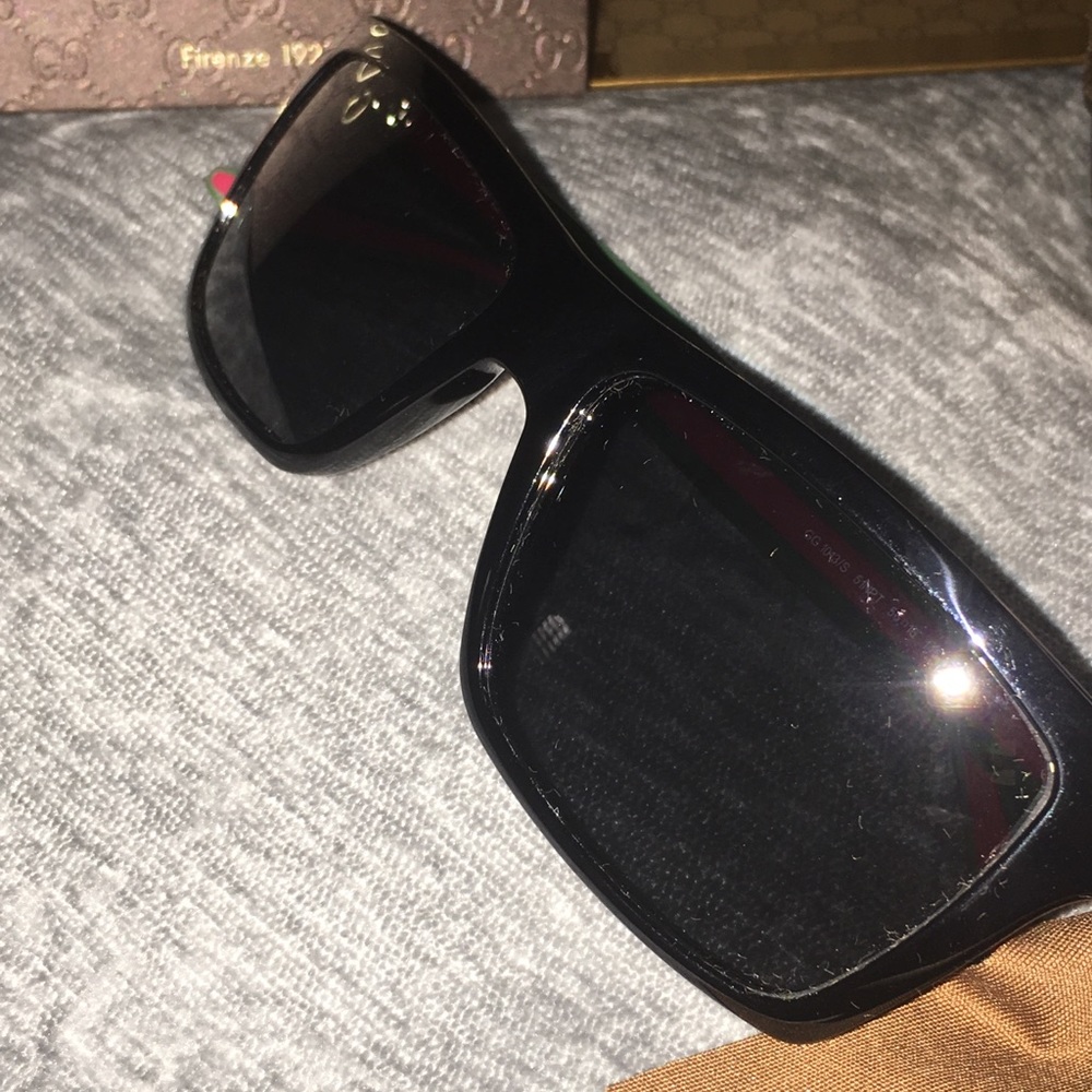 Gucci Sunglasses Excellent Authentic - Picture 5 of 5